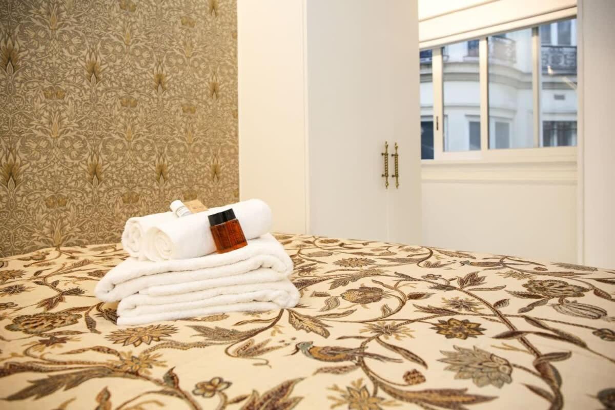 Magnifique Appartement Familial Grand Boulevard-4P - Flat-Guest باريس المظهر الخارجي الصورة
